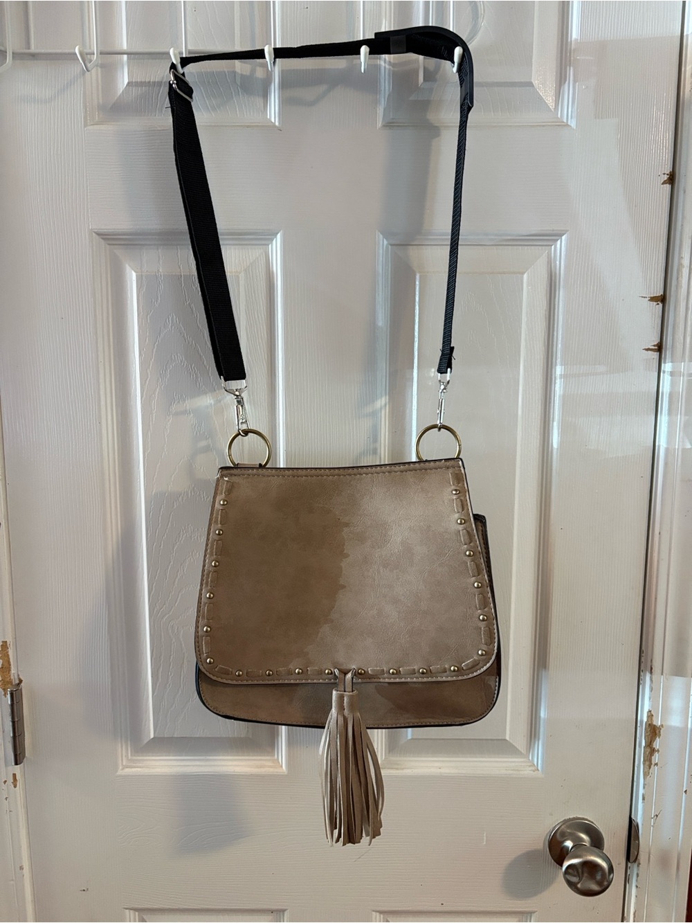 Stud-Trim Taupe JEN&CO. Crossbody Bag with Tassel Accent Faux Level